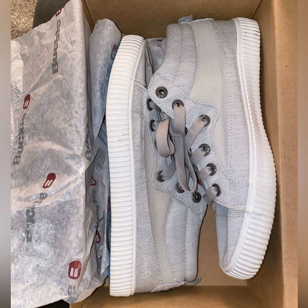 Blowfish mid/high top shoes grey women’s size 10. Brand new